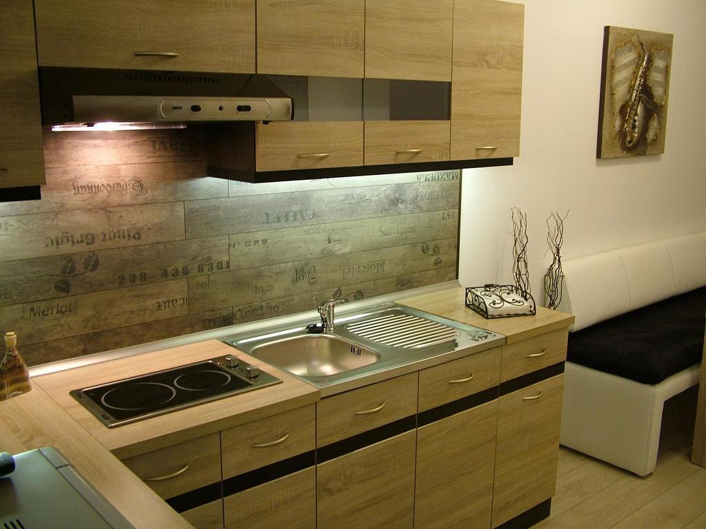 Korzo Apartman Koszeg Room photo