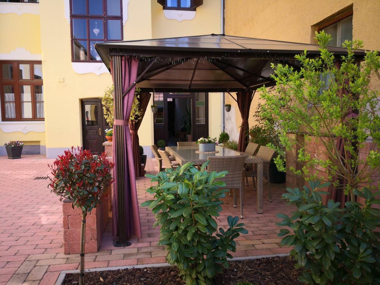 Korzo Apartman Koszeg Exterior photo