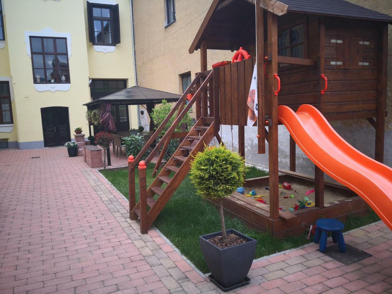 Korzo Apartman Koszeg Exterior photo